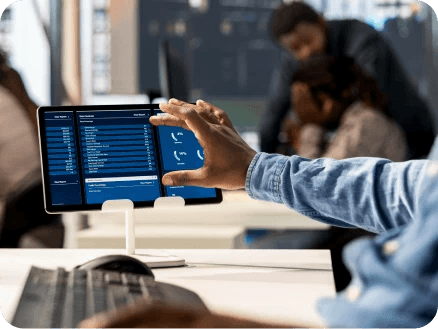 SaaS & Global Tech